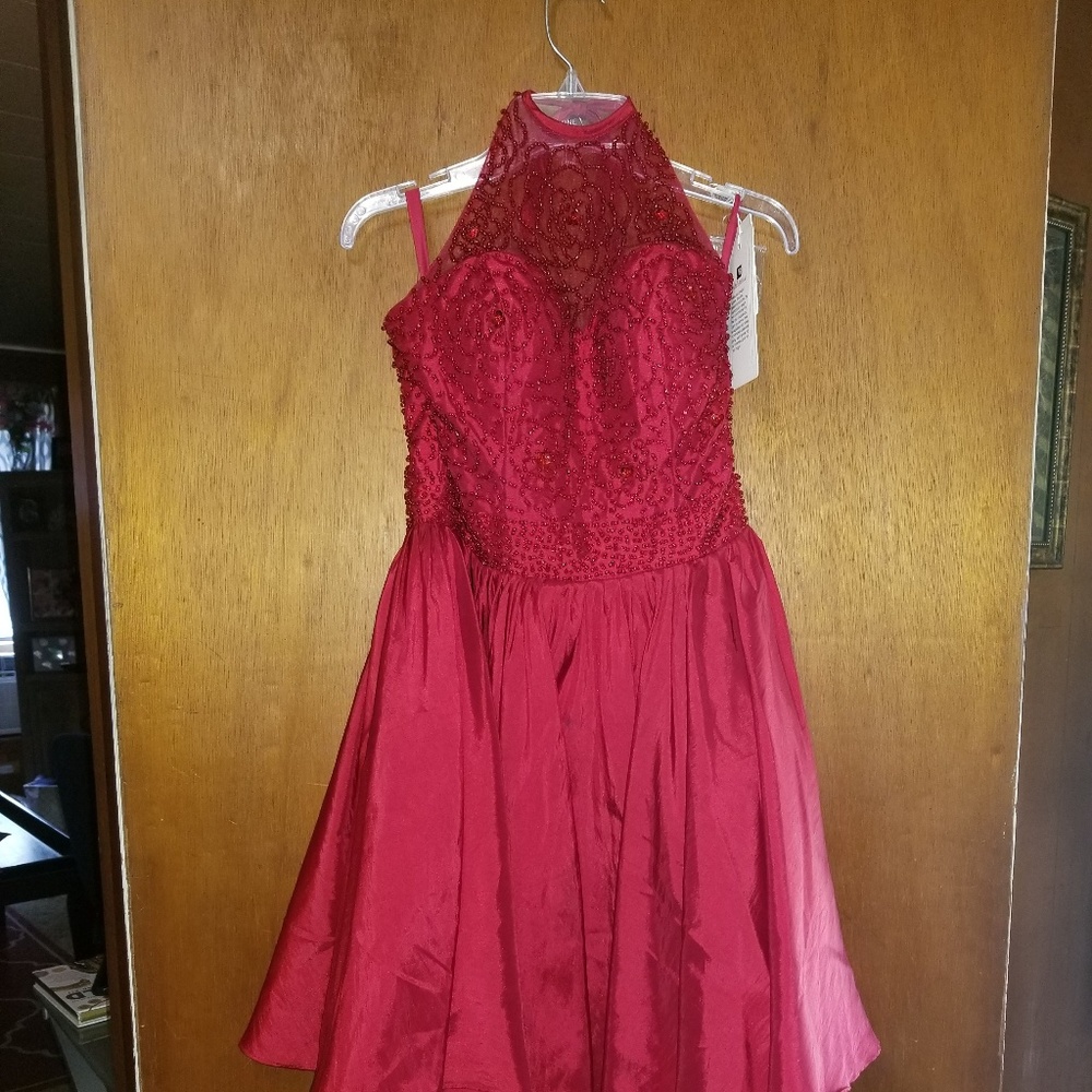 ☆☆NO OFFER TO BIG OR SMALL☆☆ADA'S BRIDAL